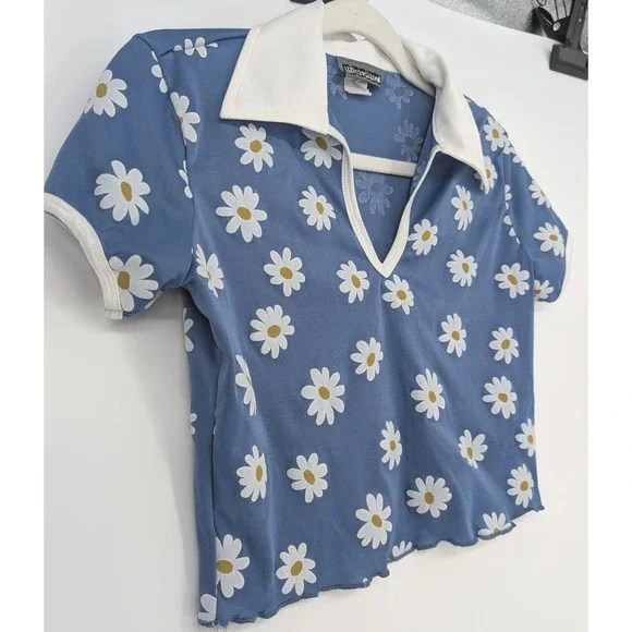 Uncivilized VTG 90s Y2K Daisy Polo Shirt Women S Blue Floral V-Neck Baby Tee - Picture 3 of 8
